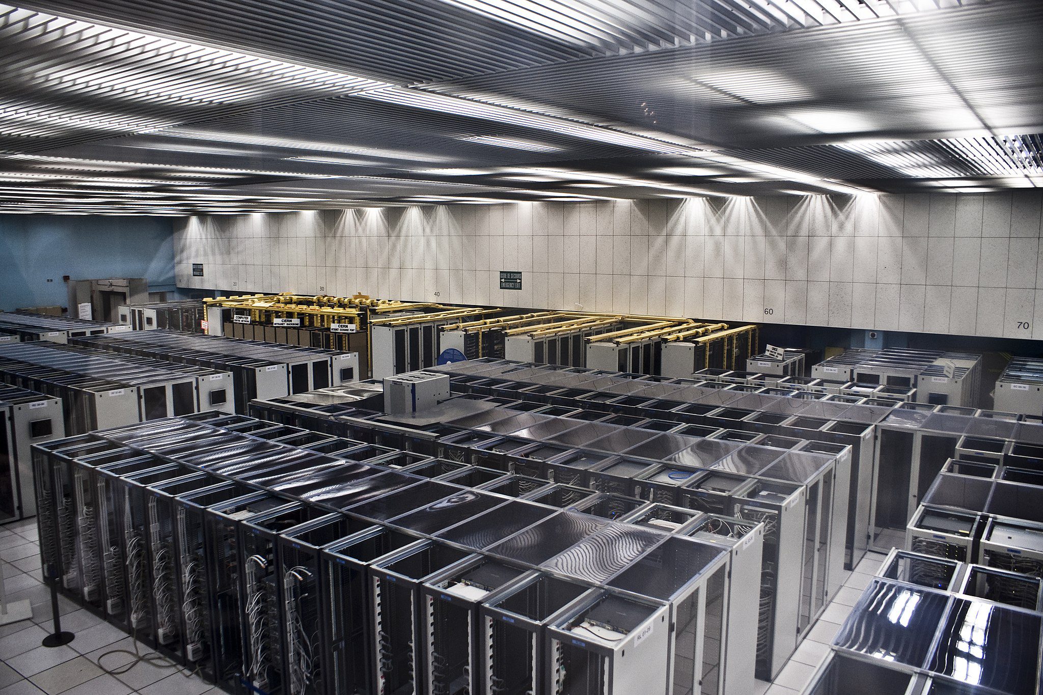 AI Datacenter Gulf Iran